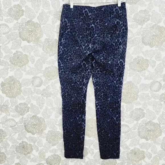 NWOT Philosophy Leoplard Women's Legging Pants Size 8 Pull‎ on 3289C - Picture 2 of 6